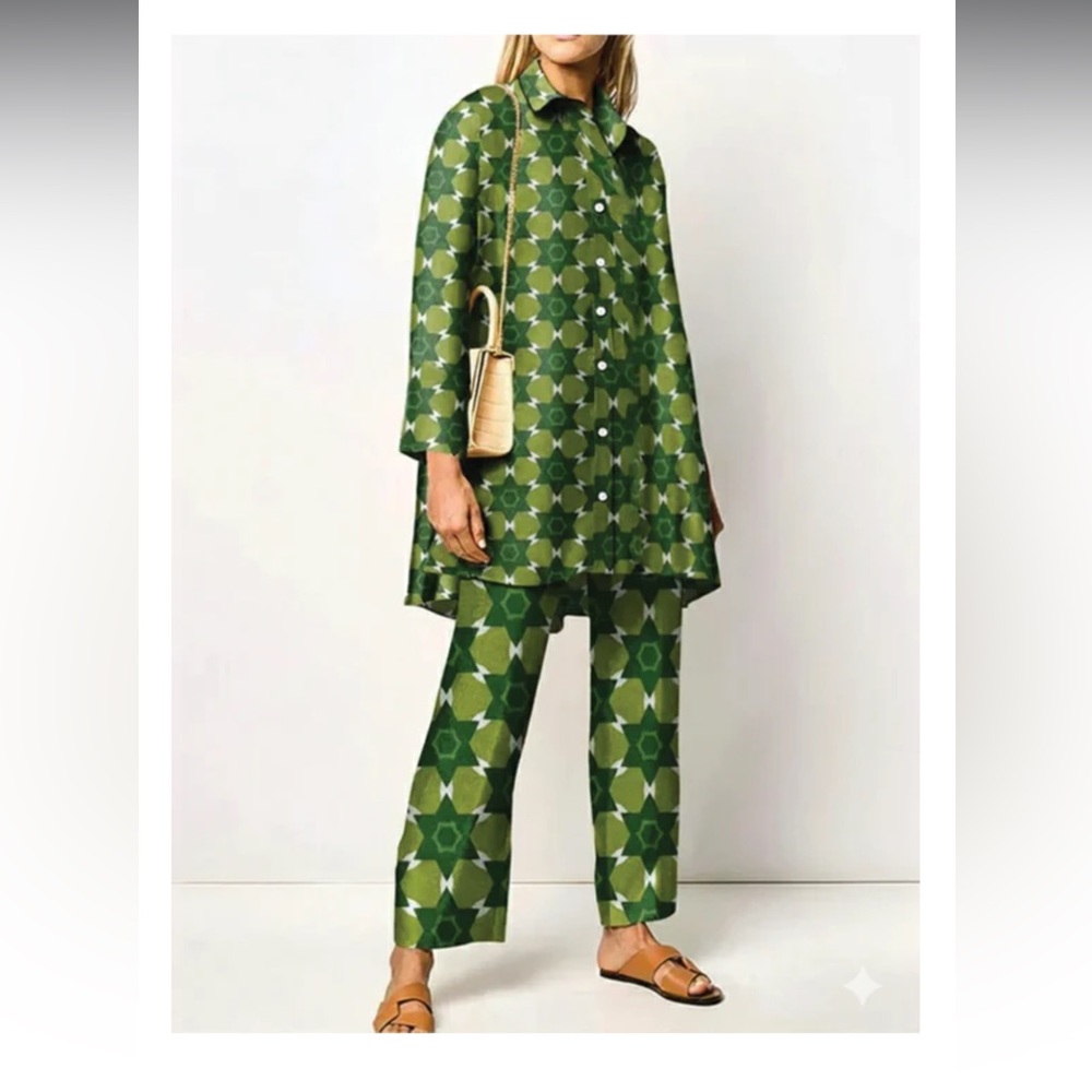 Green Geometric Patterned Women's Blouse and Pant set